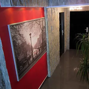 Komorowski Luxury Guest Aparthotel Krakau